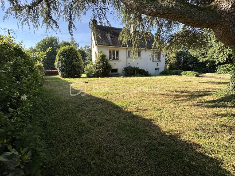 Maison d'exception à vendre : charme des années 70 et espace généreux !