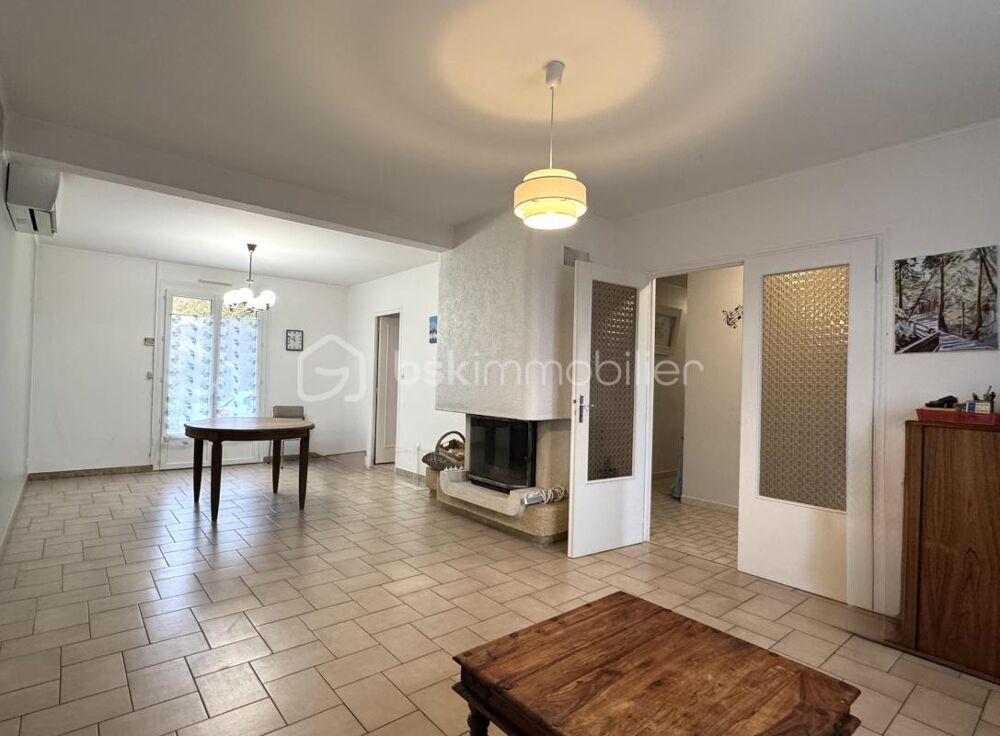 À vendre  Maison indépendante de plain-pied 101m2 avec sous-sol total  Poincy (à 2 min de Meaux)