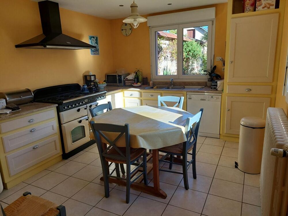 Vente Maison Maison de caractère Bolbec 6 pièces 140 m² Bolbec