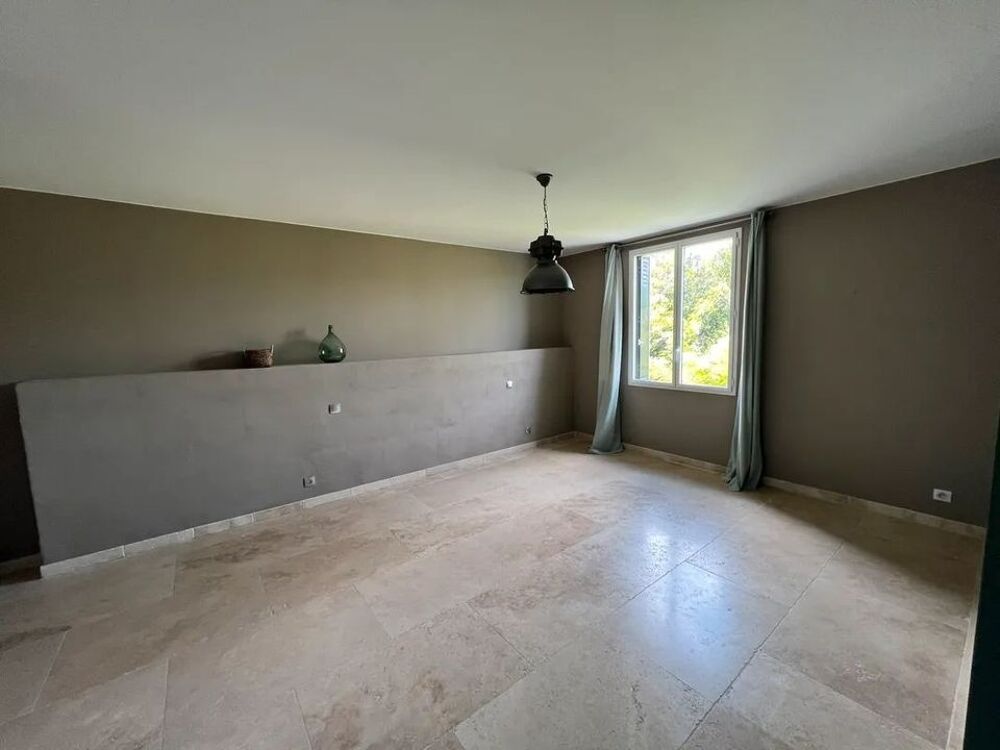 Location Maison Maison de 275m2 à louer sur Montpellier Montpellier