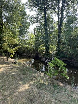  Propri�t�/ch�teau � vendre 15 + pi�ces 422 m�