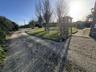  Maison � vendre 9 pi�ces 209 m�