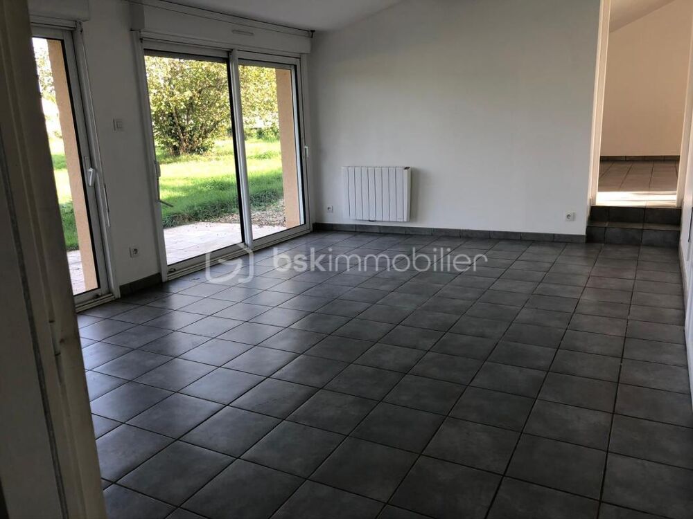 Belle maison en pierre de 123m2 sur son terrain clos de 1500m2 à Mouleydier