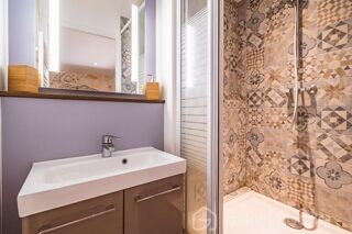  Immeuble à vendre 2 pièces 57 m²