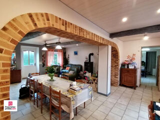  Maison � vendre 10 pi�ces 220 m�