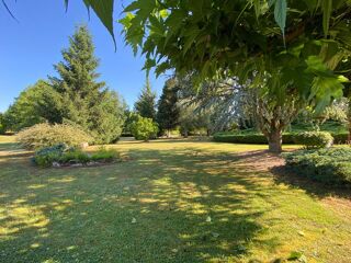  Proprit/chteau  vendre 10 pices 245 m