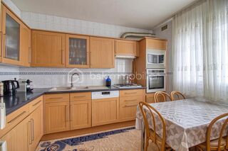  Maison � vendre 10 pi�ces 172 m�