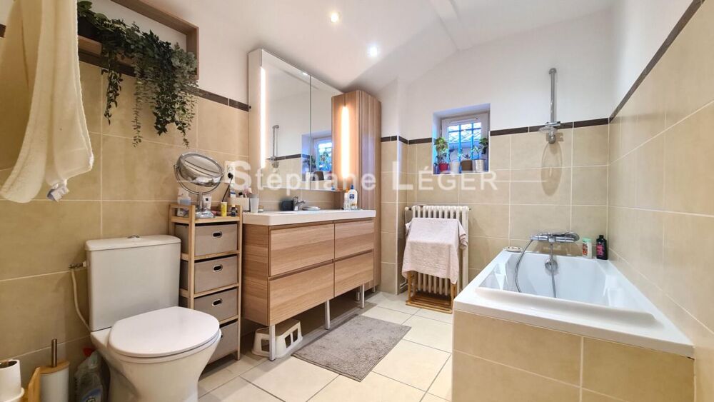 � vendre  Maison Sauzet (26740)