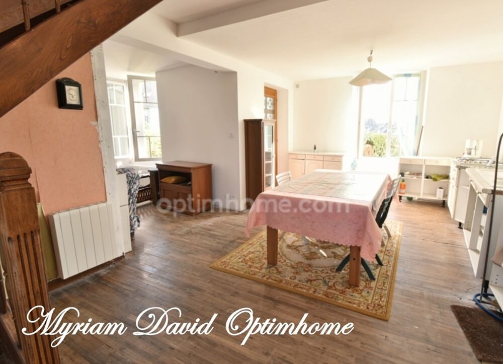 Vente Maison Maison 2 chambres à rénover – Jardin clos – Rostrenen Rostrenen