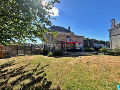   Découvrez le charme d'une maison spacieuse Maison - 7 pièce(s) - 170 m²