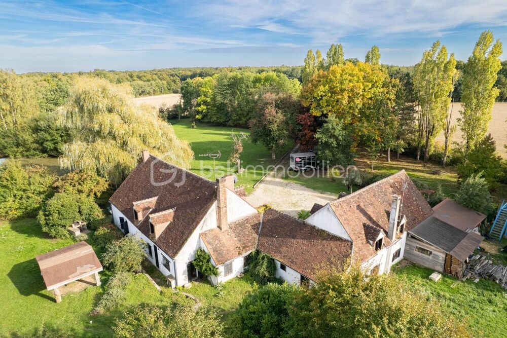 MAGNIFIQUE BÂTISSE ÉDIFIÉE AU 19ÈME SIÈCLE AVEC DÉPENDANCES ET SON PARC PRIVÉ !