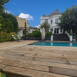  Propri�t�/ch�teau � vendre 8 pi�ces 275 m�