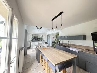  Maison � vendre 9 pi�ces 222 m�
