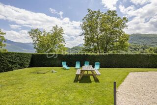  Propri�t�/ch�teau � vendre 13 pi�ces 324 m�