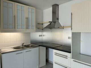  Appartement à louer 3 pièces 63 m²