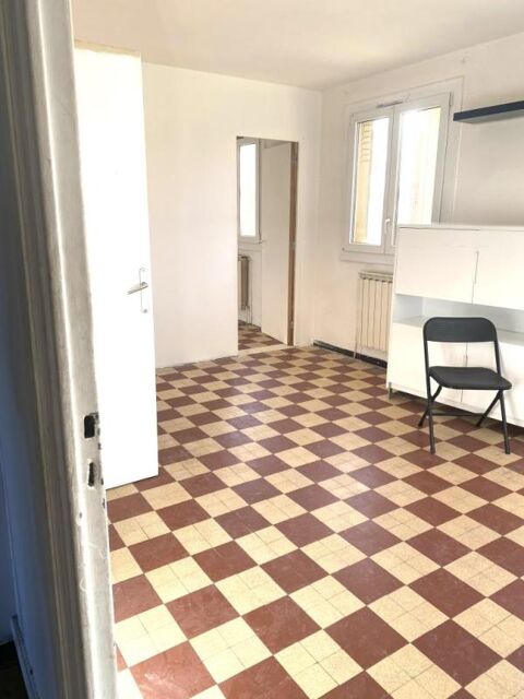  Appartement � louer 5 pi�ces 60 m� Marseille 09