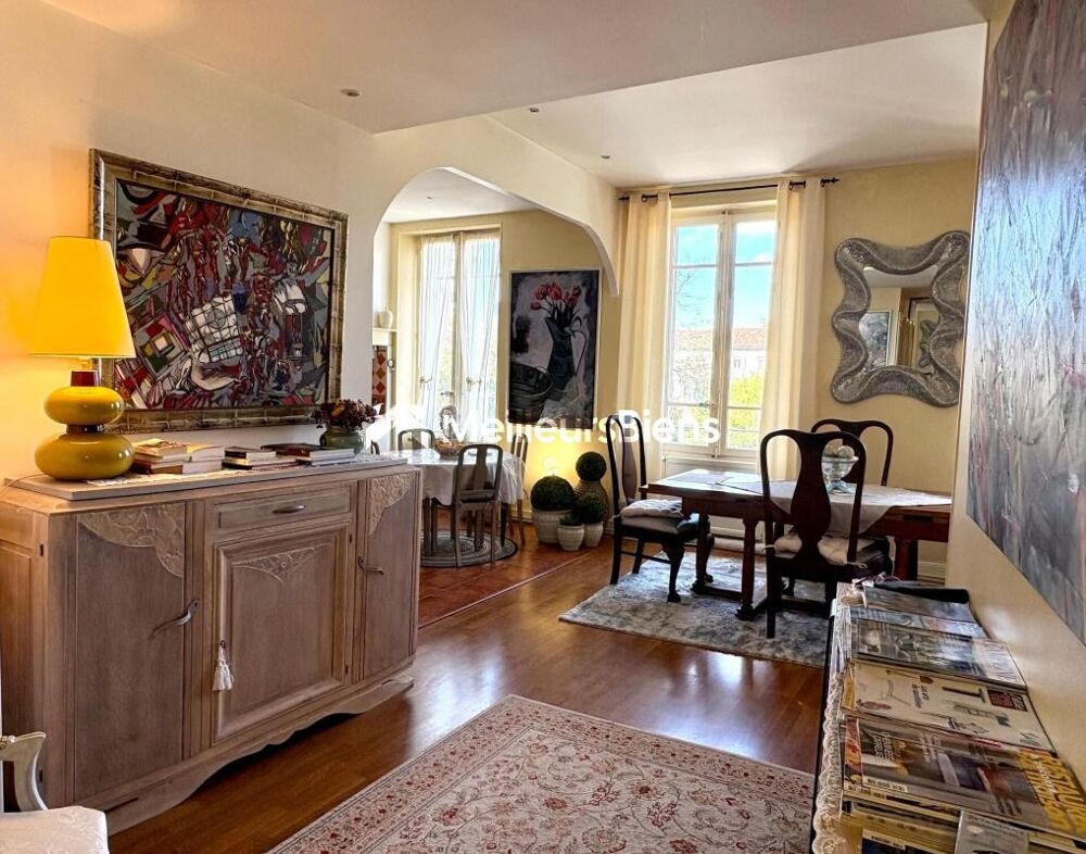 Mazamet Centre  Bel et spacieux appartement