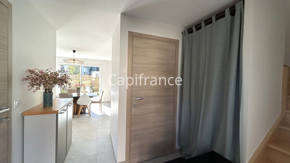 VILLA CONTEMPORAINE NEUVE DE 184 M²  SECTEUR ANNECY SÉVRIER (74)