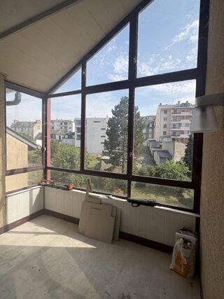  Appartement à louer 4 pièces 79 m²