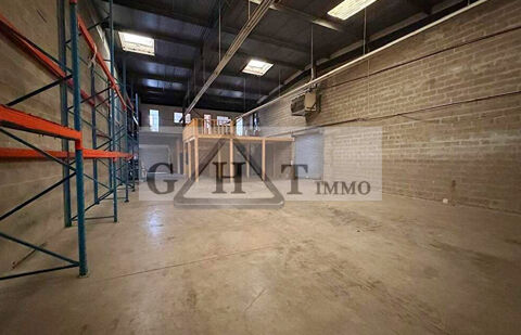 A LOUER 375 M&sup2; ENTREPOT BUREAUX A DRANCY 4620 93700 Drancy