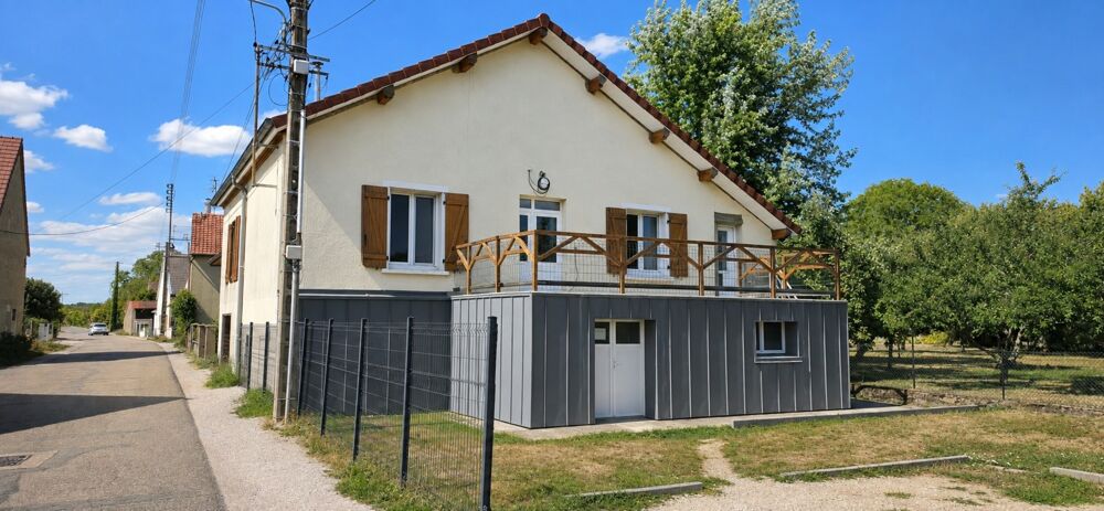 Maison 7 pièces 142 m² · à Tavaux · 142 m² · 229 000 €
