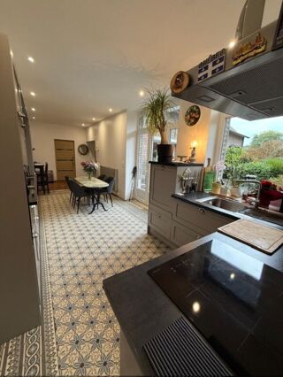  Maison � vendre 9 pi�ces 199 m�