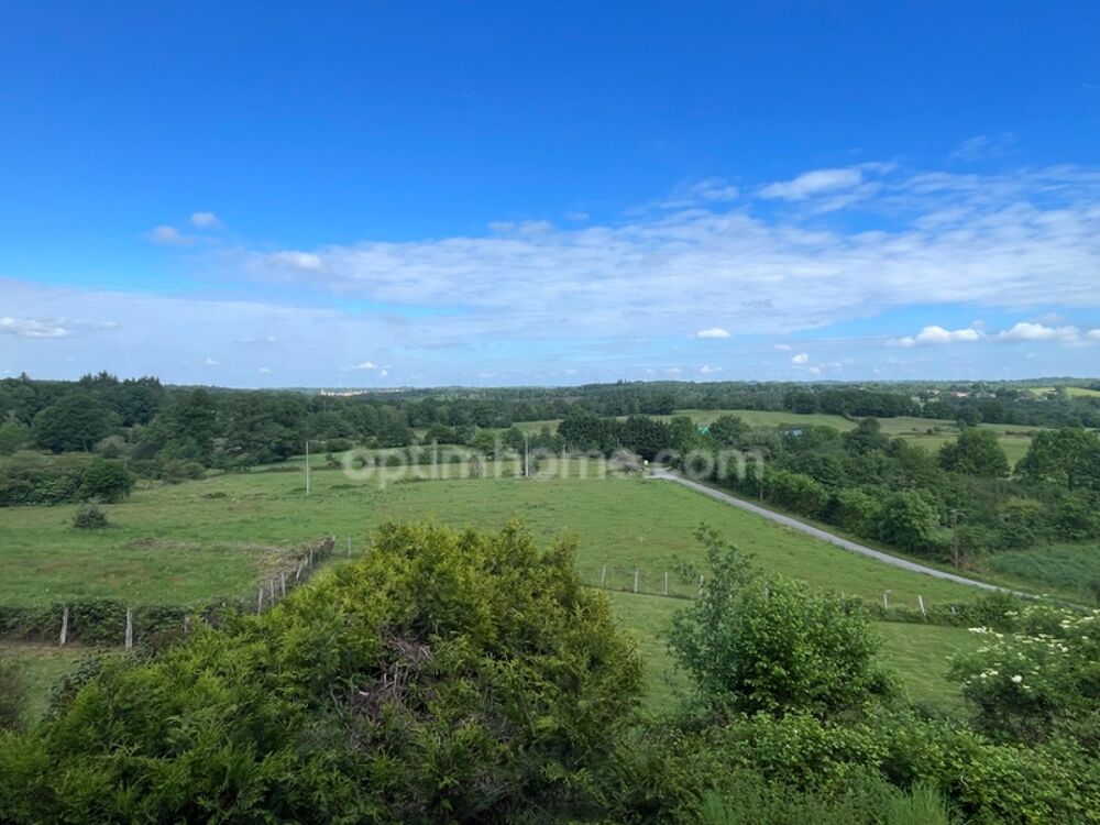 Maison avec vue à finir de rénover avec 13314M2 de terrain