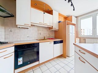 Vente Appartement Appartement T2 de 55 m² - Balcon - Garage - Cave Lyon 8