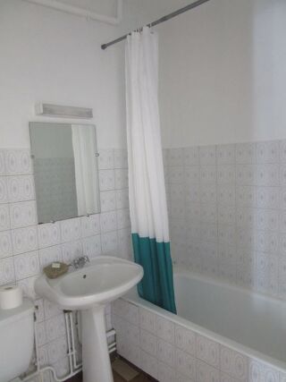  Appartement à louer 1 pièce 30 m²