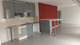  Appartement à louer 3 pièces 71 m²