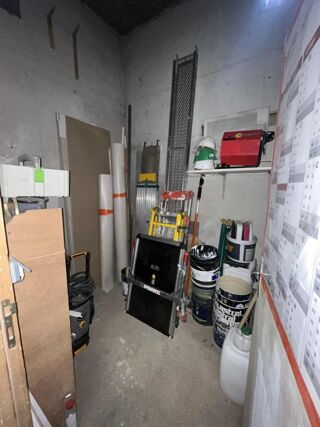  Appartement � louer 281 m�