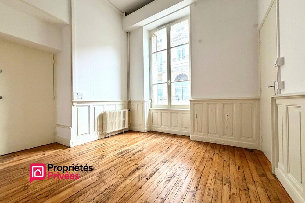Vente Appartement T2 à vendre de 40m² avec dépendance de 14m² à ROYAT 63130 Royat