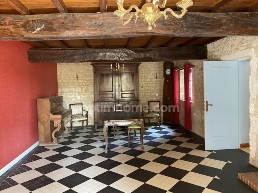 Vente Maison À 15 minutes d'Angoulême – Superbe ensemble charentais d'environ 290 m² habitables avec piscine 20x4 avec abri rétractable, 6 ch Champniers