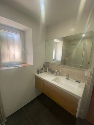  Appartement à louer 2 pièces 57 m²