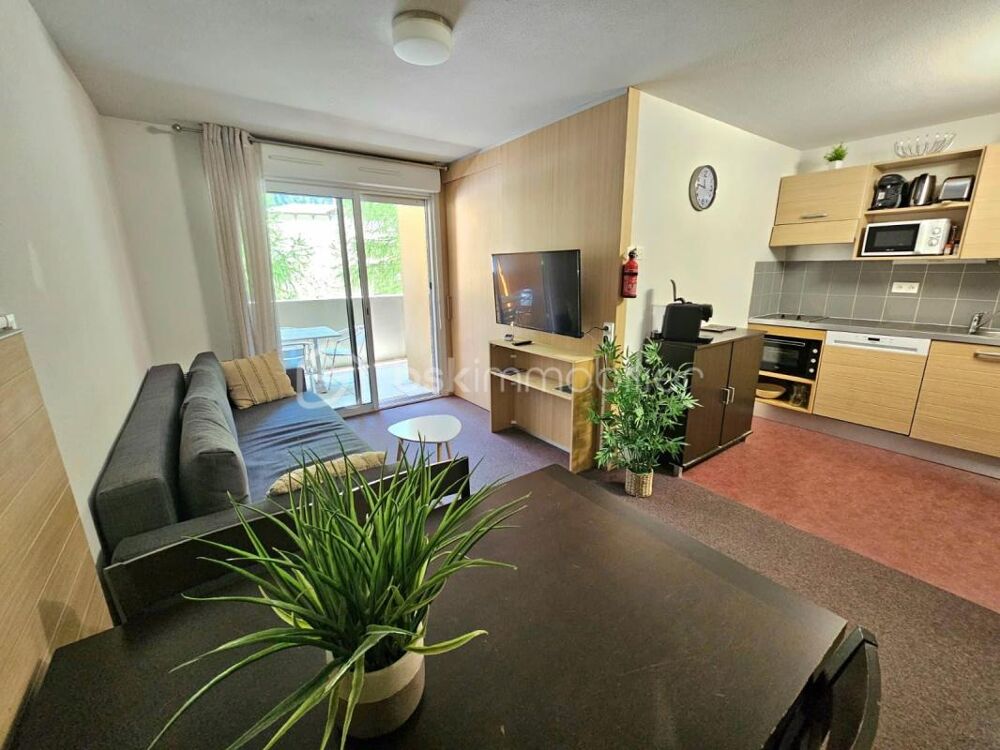 LA FOUX DALLOS  APPARTEMENT AVEC TERRASSE, PARKING EXTÉRIEUR & ACCESSIBILITÉ PMR