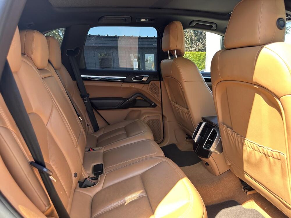 Cayenne HYBRID 2015 occasion 28500 Charpont