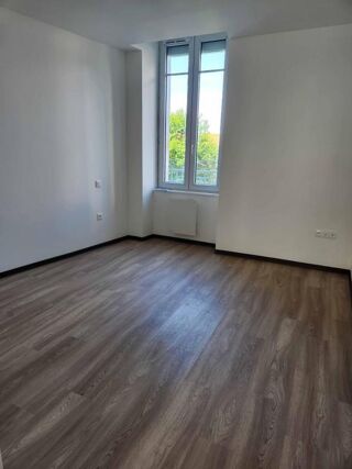  Appartement à louer 2 pièces 39 m²
