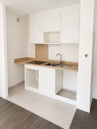  Appartement à louer 3 pièces 55 m²