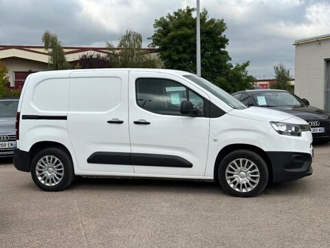Proace FOURGON 1.5 MEDIUM 130 D-4D DYNAMIC AUTO PRIX TTC 2021 occasion 78240 Chambourcy