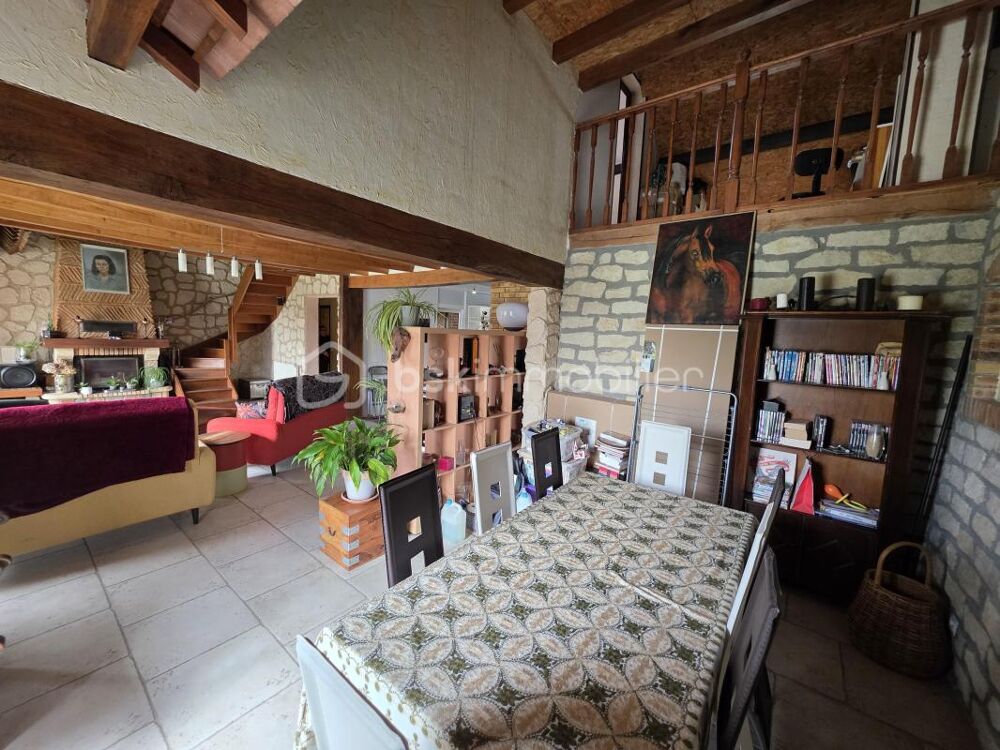 Charmante maison de caractère avec vue dominante 5 chambres et piscine