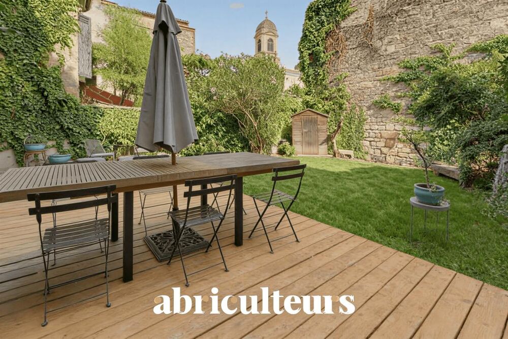 Maison familiale avec jardin et terrasse en vente à Bordeaux 33300