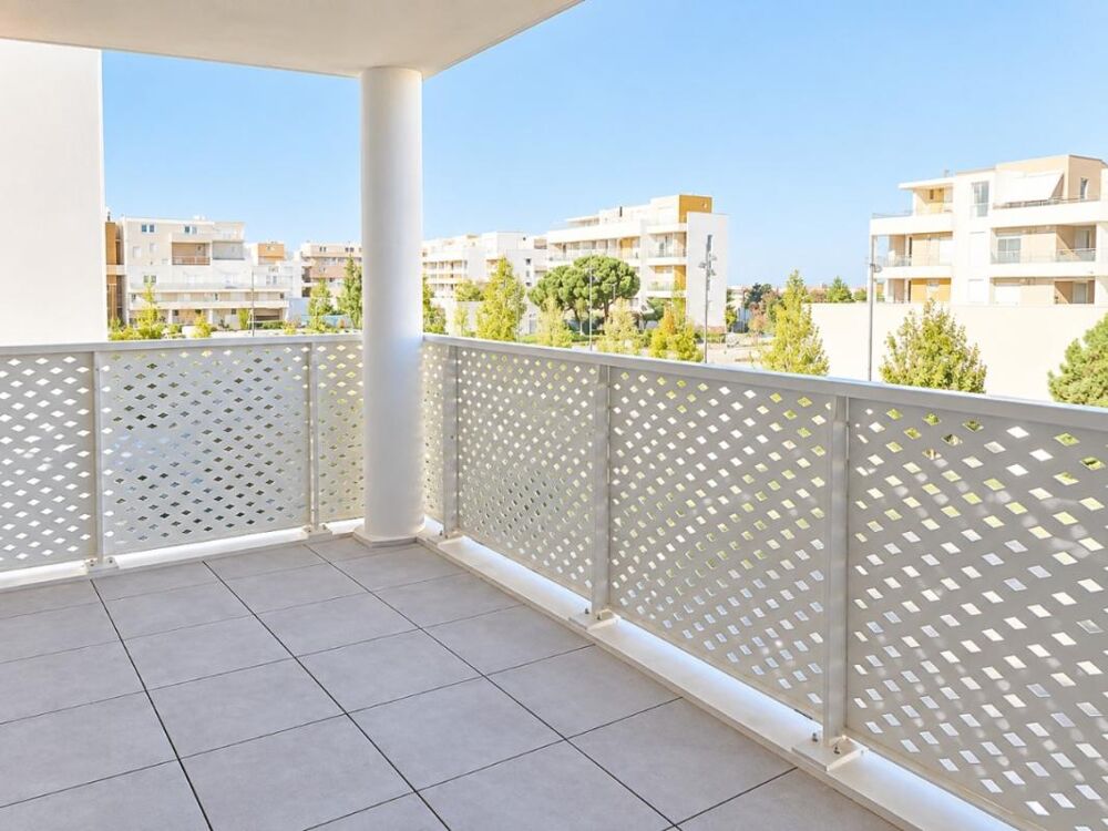 Location Appartement T4 avec parking et terrasse à MIRAMAS Miramas