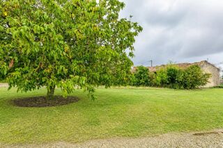  Propriété/château à vendre 2 pièces 62 m²
