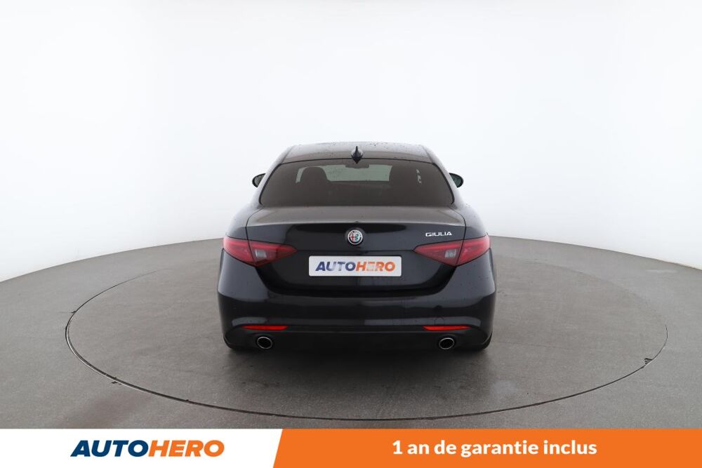 Giulia 2.2 Super AT8 160 ch 2020 occasion 92130 Issy-les-Moulineaux