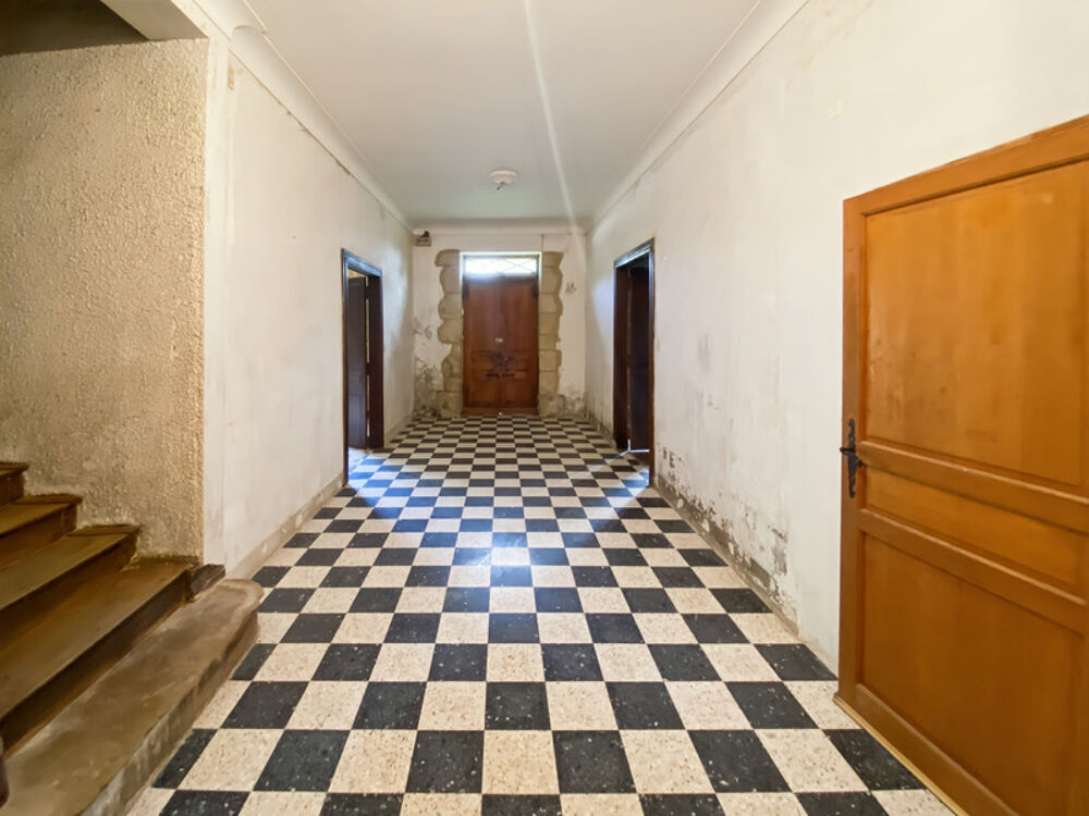 Dpt Gers (32), à vendre Proche de RISCLE château T6 de 327 m² habitables + 580 m² de dépendances attenantes sur 8157 m² de terra