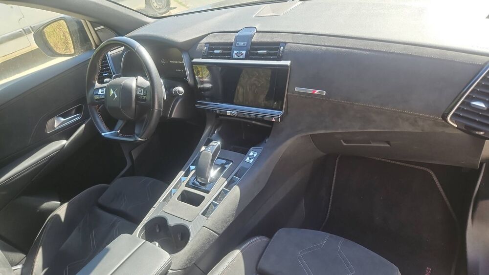DS7 1.6 THP 225 Hybride e-EAT8 Performance Line + - Automatique 2021 occasion 17000 La Rochelle