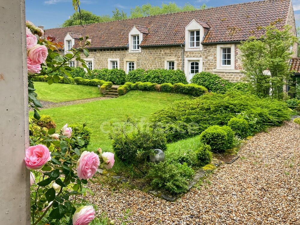 ST-LÉONARD - ENSEMBLE IMMOBILIER - APPART'HOTELS - 8 LOGEMENTS - HABITATION PRINCIPALE 280 M2 - 9 PIÈCES - 5 ha 50 - 13000 M2 CO
