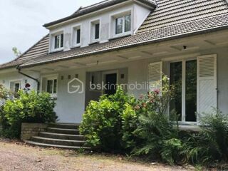  Propriété/château à vendre 10 pièces 200 m²