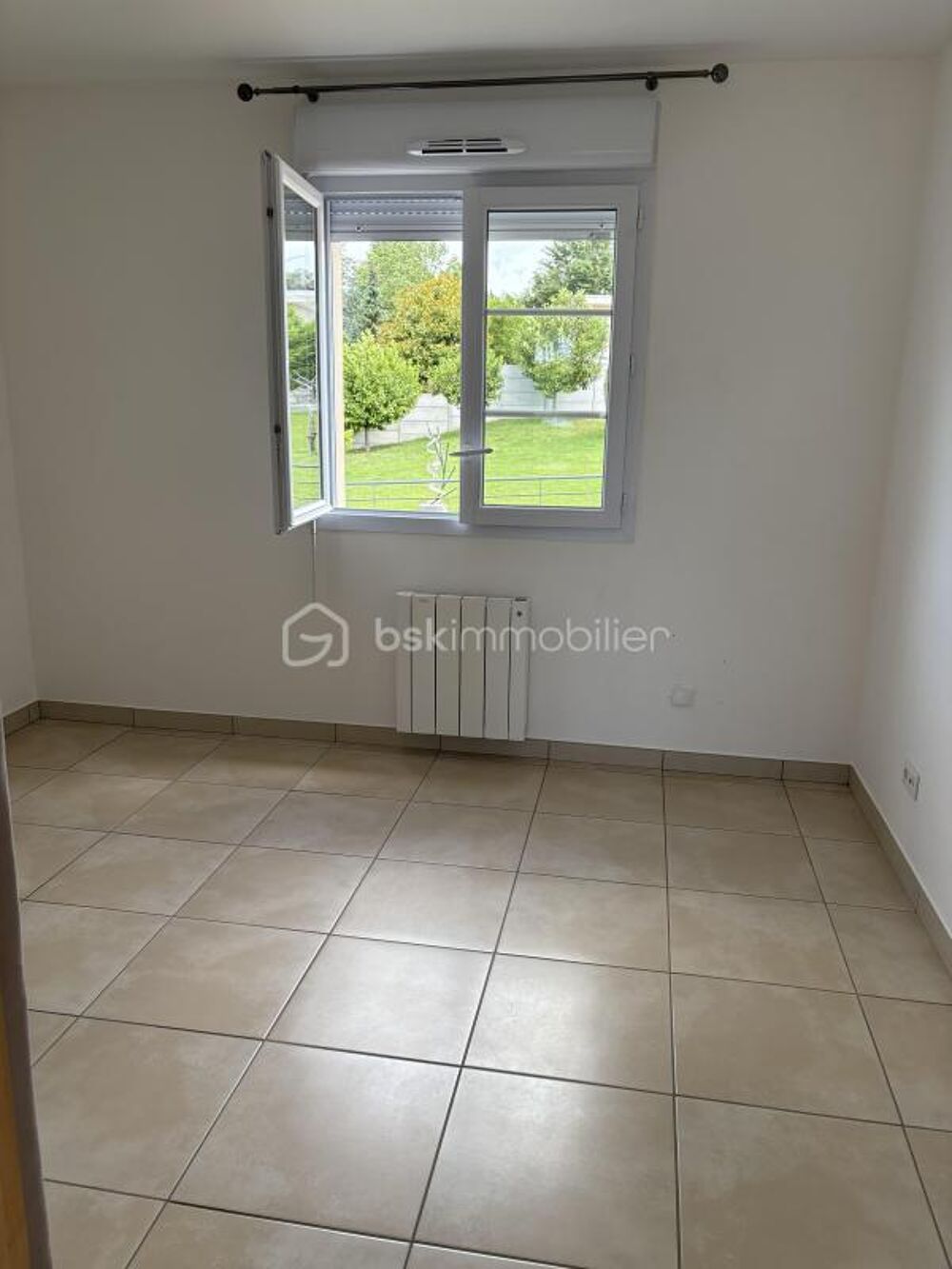 Vente Appartement Appartement dans une residence de standing Vaux le penil