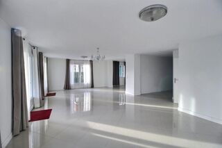  Maison � vendre 7 pi�ces 225 m�